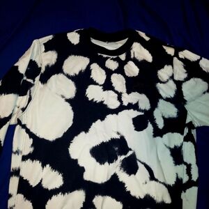 nike crewneck sweatshirt ONLY TRIED ON